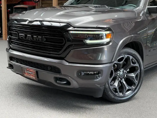 Dodge Ram 1500 2