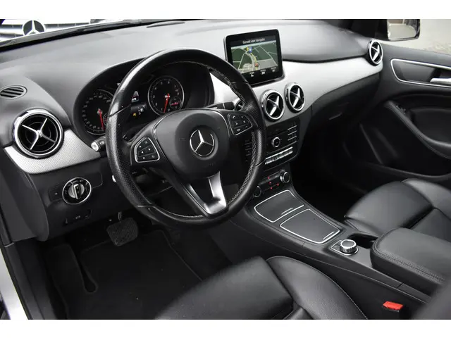Mercedes-Benz B-Klasse 180 NIGHT-pakket 2017 Benzine 4