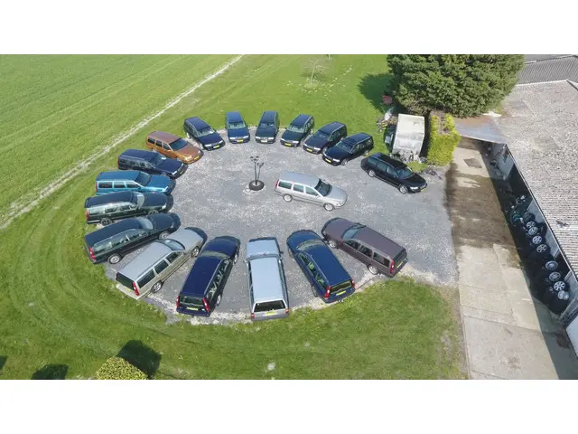 Volvo V90 2.0 T5 prachtige auto 2017 Benzine 35