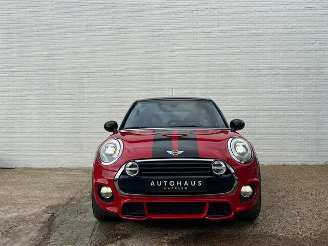 MINI Cooper 1.5 Chili Serious Business 2017 Benzine 3