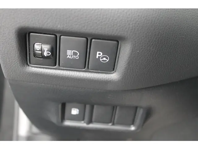 Toyota C-HR 1.8 Hybrid Adventure 2018 Hybride Benzine 14