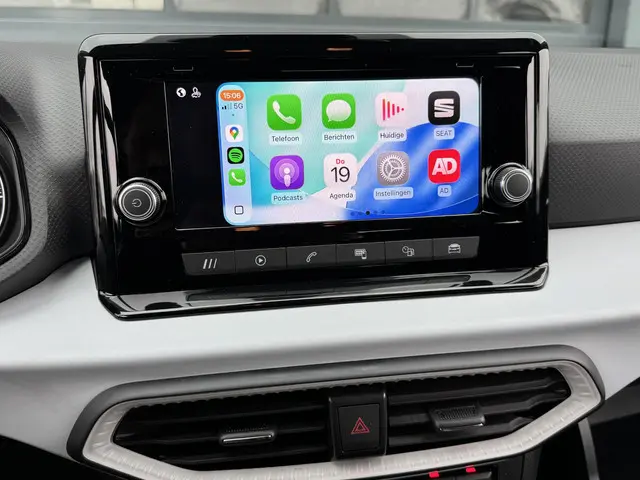 SEAT Arona 1.0 TSI STYLE 2022 Benzine 24