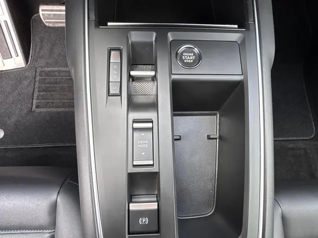 Citroën C5 Aircross 1.2 PureTech Shine 2023 Benzine 11