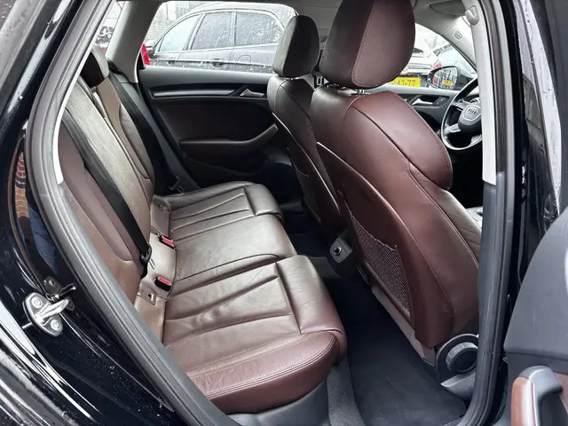 Audi A3 Sportback 1.4 TFSI CoD Ambiente 2015 Benzine 26