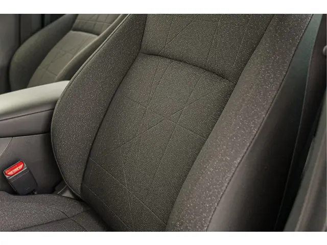 Honda HR-V 1.5i e:HEV ELEGANCE 2022 Hybride Benzine 21