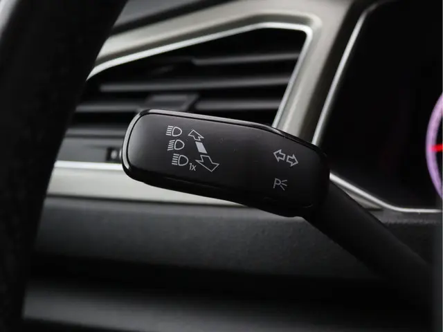 Volkswagen T-Roc 1.0 TSI Style 2020 Benzine 28