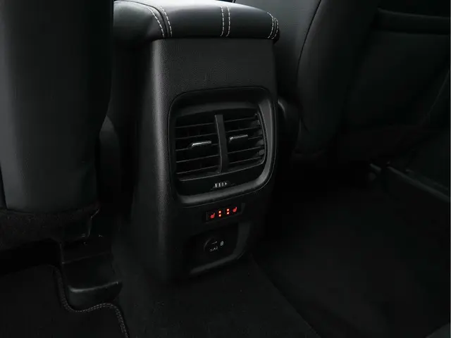 Ford Kuga 2.5 PHEV Vignale (Plug-In) 2020 Hybride Benzine 26