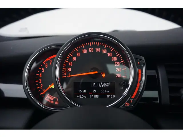 MINI 5-Deurs Cooper S Chili 2020 Benzine 12
