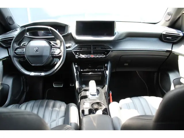 Peugeot 2008 2