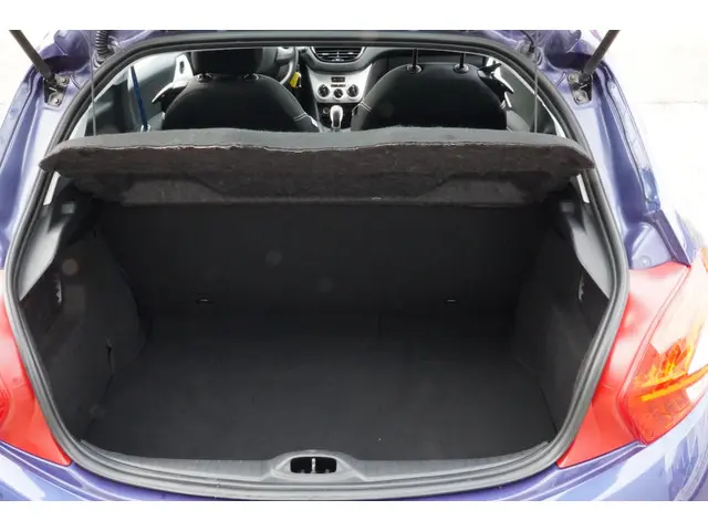 Peugeot 208 1.0 VTi LIKE SPORTLINE 2014 Benzine 16