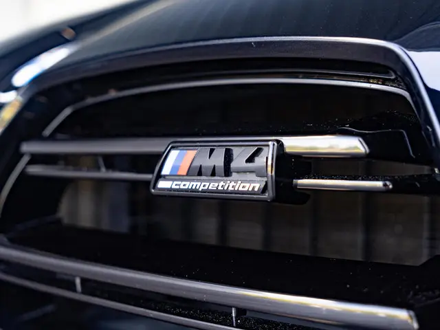 BMW M4 Cabrio xDrive Competition 2022 Benzine 18