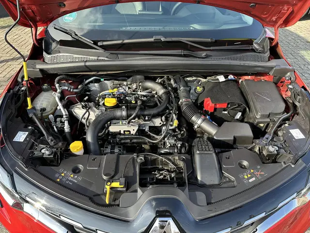 Renault Captur TCe 90 Intens 2021 Benzine 30