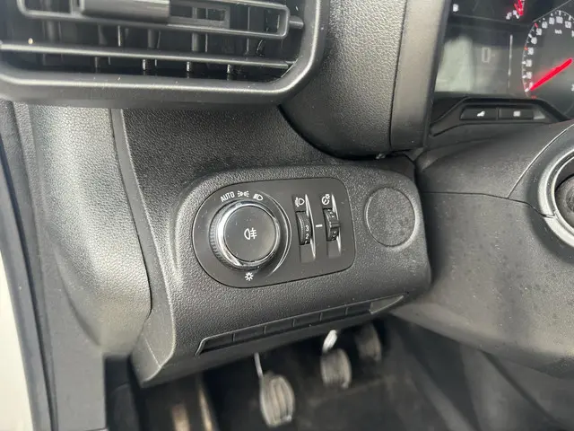 Opel Combo 1.5D L1H1 Edition 2019 Diesel 17