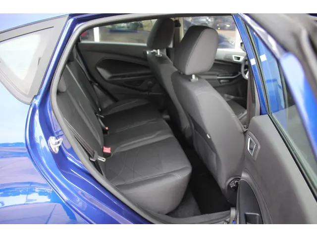 Ford Fiesta 1.0 Style 5 Deurs 2015 Benzine 19