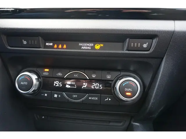 Mazda 3 2.0 GT-M 2015 Benzine 17