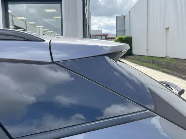 Peugeot 2008 1.2 PureTech Allure Pack 2021 Benzine 48