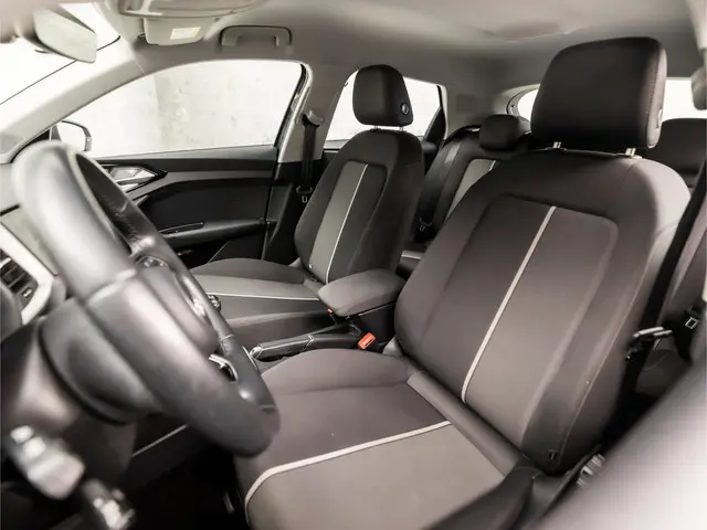 Audi A1 Sportback 25 TFSI Sport 2020 Benzine 14