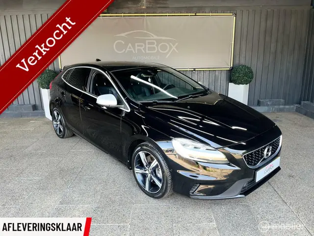 Volvo V40 2.0 T4 R-Design 2017 Benzine 9