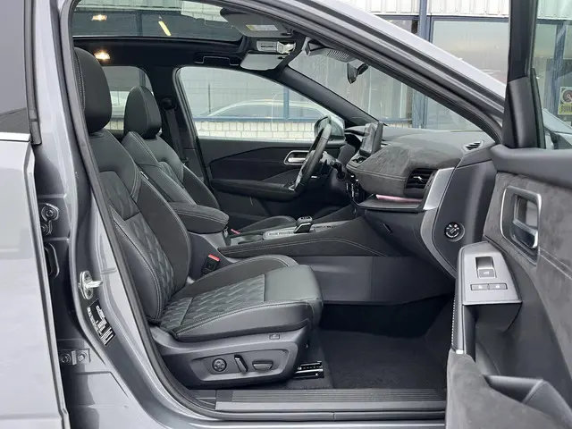 Nissan QASHQAI 1.3 MHEV Xtronic Tekna Plus 2025 Benzine 26