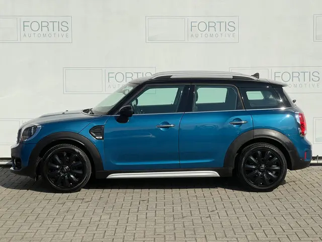 MINI Countryman Mini 1.5 Cooper 2017 Benzine 3