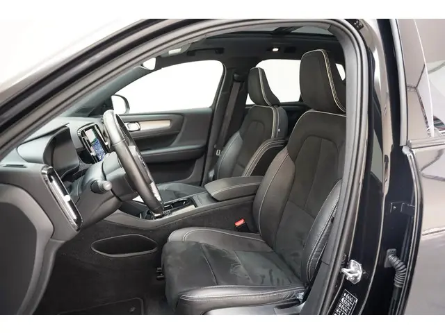 Volvo XC40 P8 Recharge AWD R-Design 2021 Elektrisch 11