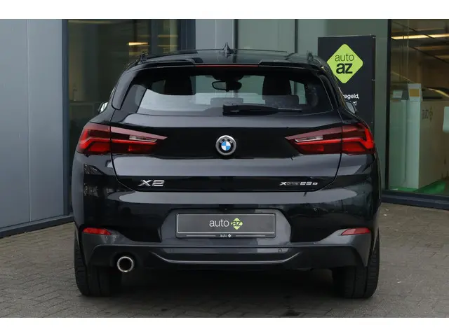 BMW X2 xDrive25e High Executive 2020 Hybride Benzine 9