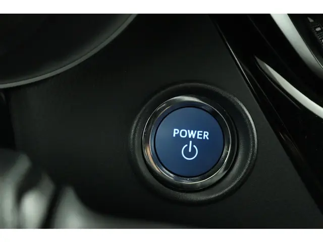 Toyota C-HR 1.8 Hybrid Dynamic 2019 Hybride Benzine 49