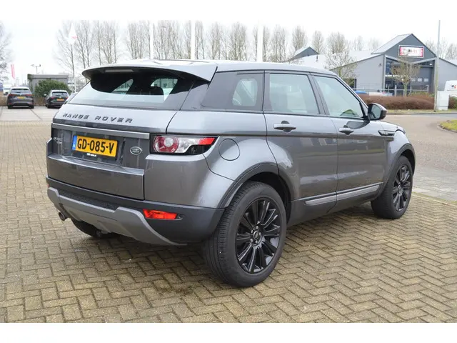 Land Rover Range Rover Evoque 2.2 eD4 2WD Pure 2015 Diesel 4