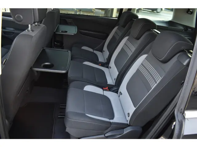 Volkswagen Sharan 1.4 TSI Highline 7p. 2013 Benzine 10