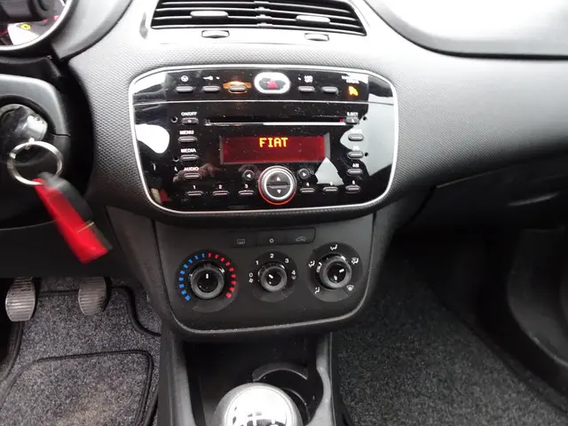 Fiat Punto Evo 1.2 Lounge 2017 Benzine 10