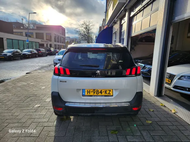 Peugeot 5008 1.2 PureTech Allure 7p 2020 Benzine 6