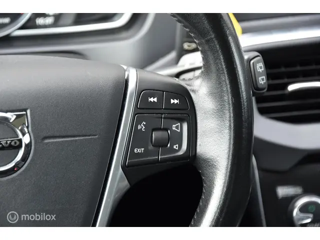 Volvo V40 1.5 T2 | Cruise | Stoelverw | Automaat | 2017 Benzine 16
