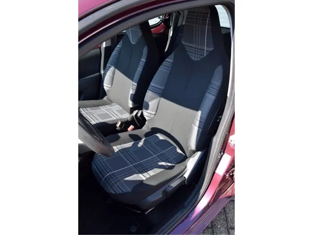 Peugeot 108 1.0 e-VTi Blue Lion Cool 2016 Benzine 17