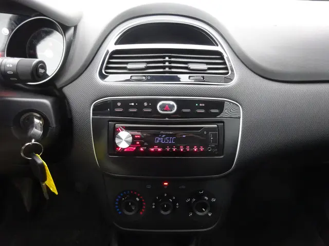 Fiat Punto Evo 0.9 TwinAir Pop 2013 Benzine 12