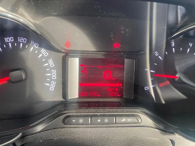 Toyota ProAce CITY 1.5 D-4D Cool 2022 Diesel 9