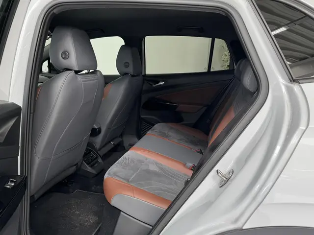 Volkswagen ID.4 First 77 kWh 2020 Elektrisch 30