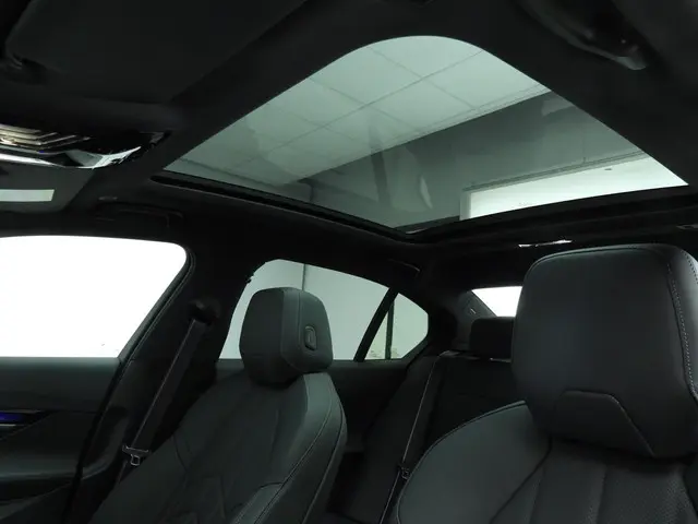 BMW 5 Serie 530e M Sport Edition 2026 Hybride Benzine 44