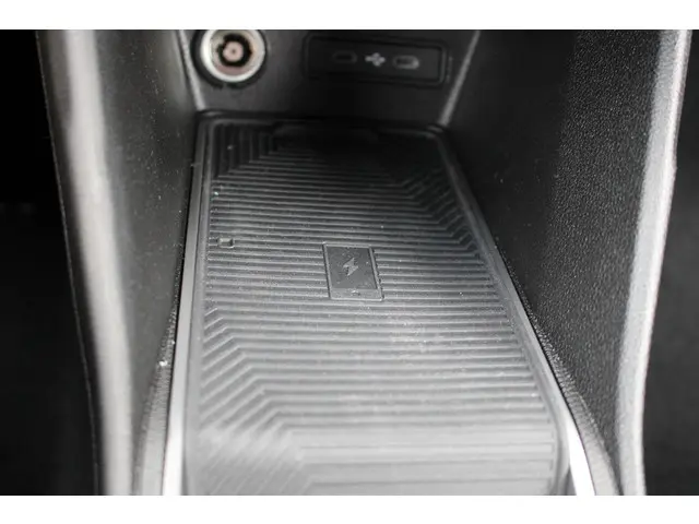 Renault 4 comfort range techno 52 kWh 2025 Elektrisch 40