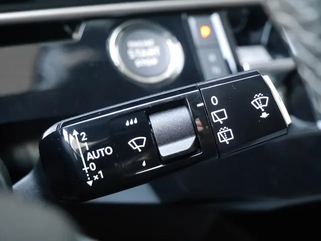 Peugeot 5008 1.2 Hybrid 136 Allure 2025 Hybride Benzine 36