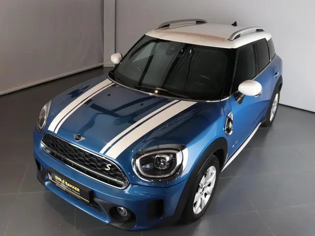 MINI Countryman Cooper S E ALL4 2023 Hybride Benzine 3