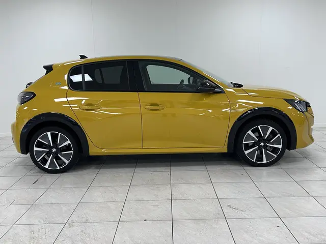 Peugeot e-208 EV GT Pack 50 kWh 2021 Elektrisch 16