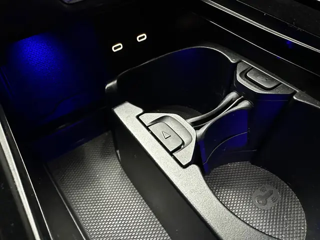 Mercedes-Benz C-Klasse C300 AMG Line 2021 Benzine 17