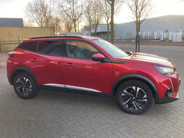 Peugeot 2008 1.2 PureTech Blue Lease Allure 2020 Benzine 7