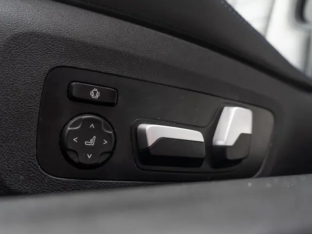 BMW 2 Serie Coupé 220i 2022 Benzine 34