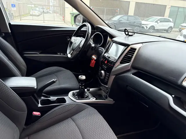 SsangYong Tivoli 1.6 Quartz 2016 Benzine 8