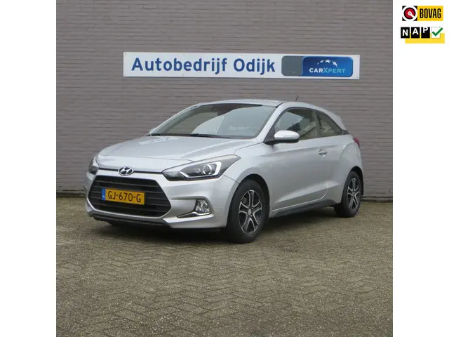 Hyundai i20 Coupé 1.2 HP i-Motion Comfort 2015 Benzine