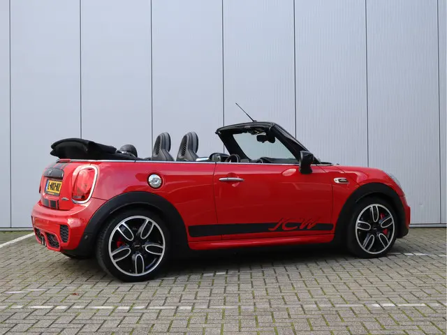 MINI Cooper Cabrio John Works Chili 2020 Benzine 6