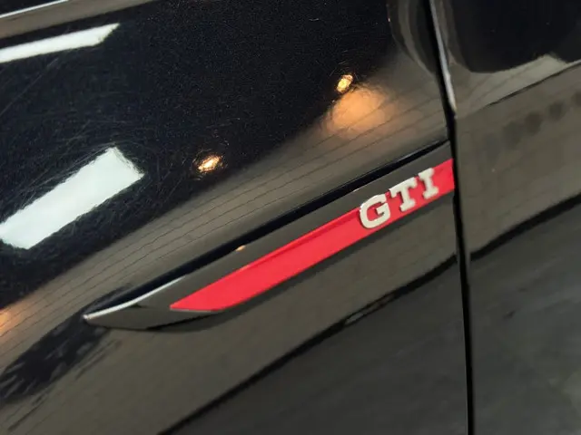 Volkswagen Golf 2.0 TSI GTI|PANO|STOELVER|ACC 2022 Benzine 10