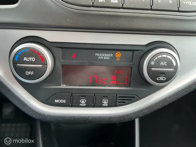 Kia Picanto 1.2 CVVT SportsLine 2015 Benzine 16