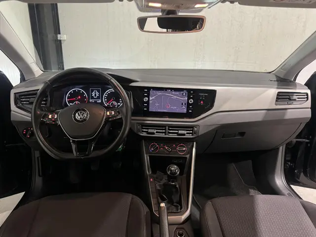 Volkswagen Polo 1.0 TSI R-LINE 2019 Benzine 4
